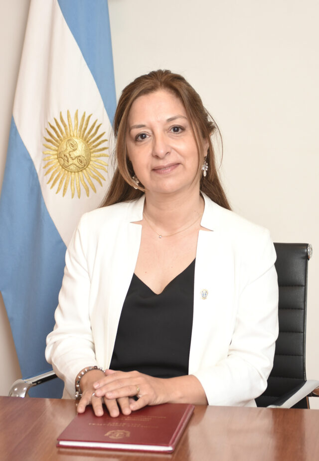 Fotografía de la Diputada María Aguilera