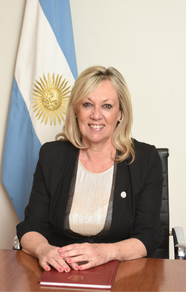 Fotografía de la Diputada Rossana Artero