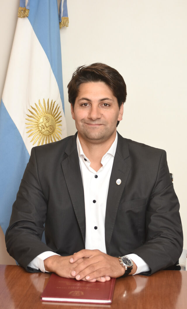 Fotografía del Diputado Sebastián López