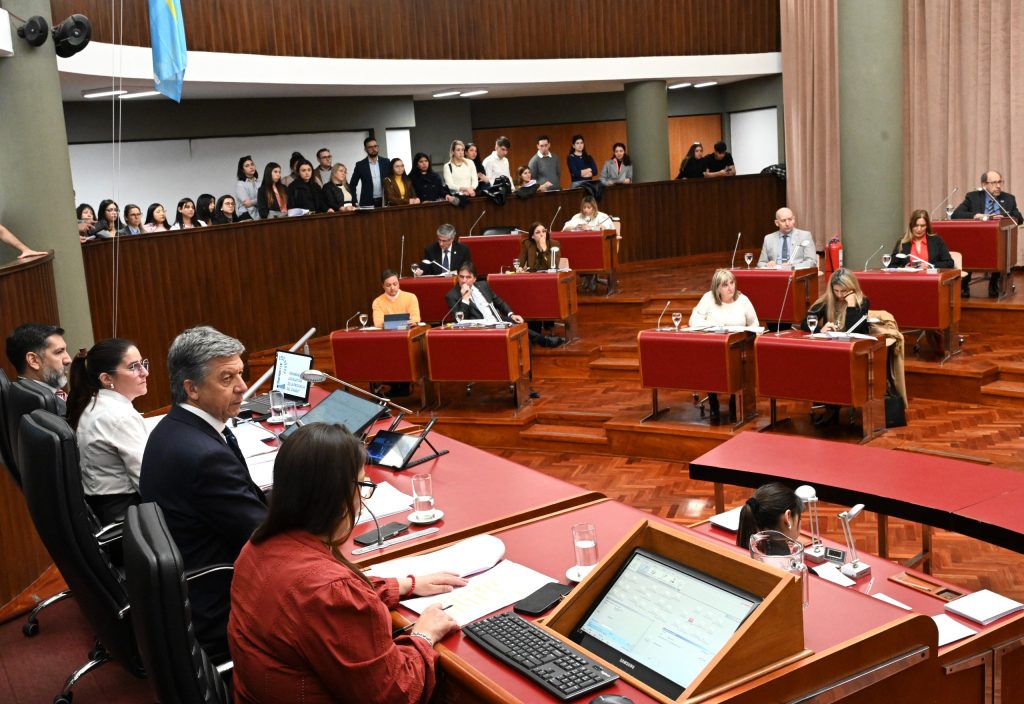 La Legislatura sancionó una ley que habilita el crédito hipotecario e incentiva la construcción de viviendas